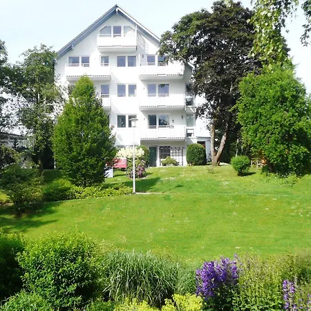 B Am Kurpark Appartamento *